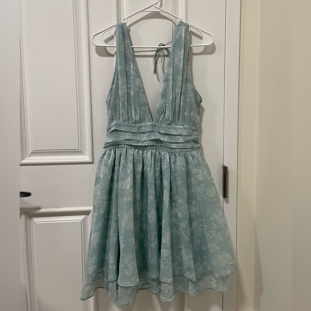 Abercrombie Flirty Drama Dress